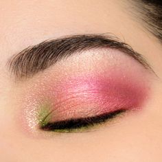 Gold Eyeliner, Coral Lips, Loose Pigments, Eyeshadow Base, Neutral Makeup, Cream Eyeshadow