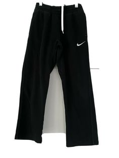 Nike youth size small jogger pants black. Condition is "Pre-owned". Shipped with USPS Priority Mail.