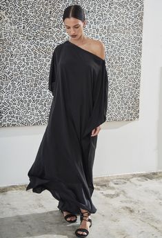 Eco-Friendly Black Boatneck Silk Caftan | ocean+main Caftan Outfit, Black Caftan, Pool Dress, Silk Caftan, Black Convertible, Hostess Dresses, Stylish Outfits For Women Over 50, Gauze Dress, Travel Dress