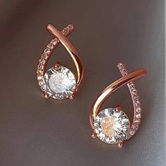 Newstunning!! Cz Decor Earrings In Rose Gold Plating. Post Backings With Lock Closures. Very Very Shiny And Brilliant!! Perfect As A Gift Or For Yourself. Very Unique And Different. Suitable For All Occasions. Suitable For Most Ages. Nwt Rose Gold Round Crystal Earrings For Pierced Ears, Rose Gold Round Crystal Earrings, Rose Gold Round Earrings For Party, Rose Gold Round Party Earrings, Evening Rose Gold Jewelry With Sparkling Stones, Sparkling Rose Gold Jewelry For Evening, Sparkling Rose Gold Evening Jewelry, Rose Gold Earrings With Rhinestones For Gifts, Elegant Crystal Bling Earrings For Gift