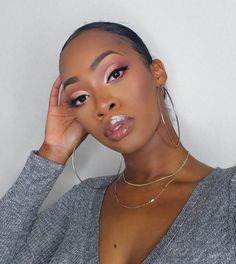 Rose Gold Makeup Looks Black Women, Hot Pink Makeup Looks Black Women, Pink Makeup Black Women, Makeup For Valentines Day, Pink Makeup Looks, Rose Gold Makeup Looks, Makeup Faces, Shadow Ideas, Shoot Makeup