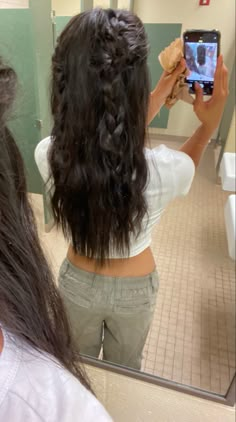 Hairstyles 2024, Hairstyles For Layered Hair, Peinados Recogidos, Holiday Summer, Hair Stylist Life, Easy Hairstyles For Long Hair, Look Here