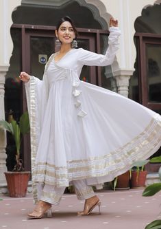 Color_white Off White Anarkali Suits, White Kurti Designs, Anarkali Suits Designer Latest, White Anarkali Dress, White Cotton Kurti, Frock Suit Design, White Anarkali Suits, Long Anarkali Dress, White Gown Dress