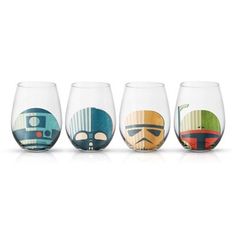 star wars wine glasses are lined up in a row