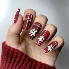 Red Plaid Nail Designs, Christmas Nails Plaid, Plaid Nails Christmas, Red Plaid Nails, Plaid Christmas Nails, Christmas Plaid Nails, Nails Plaid, Plaid Nail Designs, Red Christmas Nails