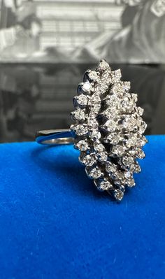 14k Gold Diamond Ring Material: 14k White Gold Gemstone: Diamond (1.6 carats total weight - approximately - stones in mounting) Ring size: 6.25 - 6.5 (US sizing) Total weight: 8.4 grams Time period of origin: 1990's We have a GIA gemologist on our team. All jewelry items are authenticated. High Jewelry Ring, Etsy Gold Ring, Gold Diamond Ring, Time Period, 14k White Gold Ring, White Gold Ring, Gold Diamond Rings, High Jewelry, White Gold Rings