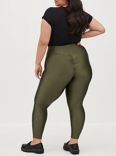 FIT Model is 5’7” wearing size 1. . Hi-rise. Tapered legs. Full length. 27” inseam. MATERIALS + CARE Nylon-blend knit fabric. 80% nylon, 20% spandex. Machine wash cold. Dry low. Imported. DETAILS Thick stretch waistband that smooths and supports. . Ruched detail on back. WHY WE LOVE IT With the same fit & comfort you expect from Torrid leggings, our Platinum Leggings are luxed up with with extra details, like a ruched back, on a nylon and spandex-blend fabric. The best plus size women's platinum Affordable Plus Size Clothing, Liquid Leggings, Waist Jeans, Bottom Clothes, Tapered Legs, High Waist Jeans, Plus Size Outfits, Knit Fabric, Fitness Models