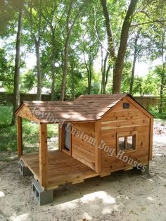 a dog house built into the side of a tree