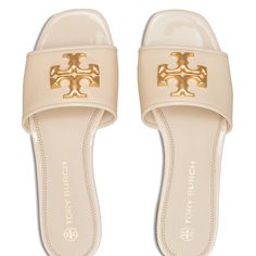 New Without Box Size 8 Luxury Tan Closed Toe Sandals, Luxury Tan Closed-toe Sandals, Pretty Sandals, Trendy Shoes Sneakers, Preppy Shoes, Shoe Wishlist, Crop Cardigan, Sandals Flats, Tory Burch Sandals