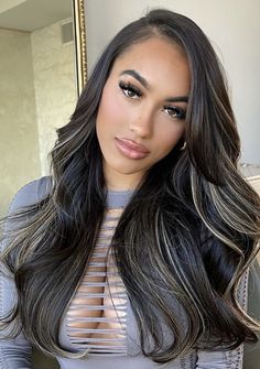 Black Hair With Blonde Lowlights, Black Hair Ash Highlights, Black Hair Color With Highlights, Balayage Hair Black Women, Black Hair With Platinum Highlights, Black Hair With Lowlights, Hair Extensions Highlights, Home Haircuts, Black Hair With Blonde Highlights