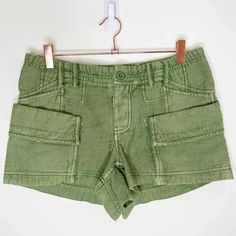 Free People Bungalow Shorts In Colla Green Size 4 Distressed Bermuda Shorts, Slouch Jeans, White Distressed Jeans, White Jean Shorts, White Denim Jeans, Von Dutch, White Denim Shorts, High Waisted Jean Shorts, Free People Jeans