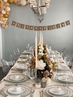 THANKSGIVING TABLE INSPO | FALL DECOR Friendsgiving Buffet Table, Friendsgiving Table Set Up, Small Friendsgiving Ideas, Friendsgiving Black People, Simple Friendsgiving Decor, Friends Giving Decor, Friendsgiving Centerpieces, Friendsgiving Decorations Dinner Parties, Friendsgiving Aesthetic Table