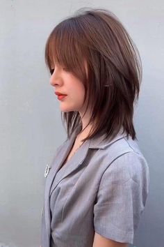 Haircut Inspired, Heavy Layers, Wolfcut Hair, Haircut Wavy, Korean Short Hair, Mullet Haircut, Tapered Haircut, Long Wolfcut Haircut, Asian Short Hair