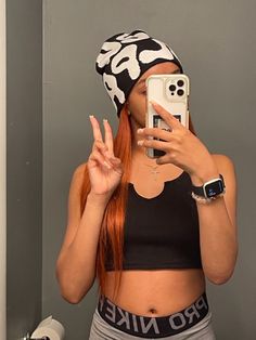 Beanie Pics, Beanie Collection, African Tops For Women, African Tops, 90s Inspired Outfits, Mirror Pics, Pretty Females, Baddie Outfits Casual, Cute Simple Outfits