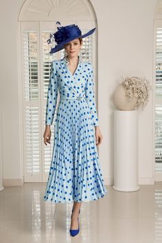 Veni Infantino, Mother Clothing, Ronald Joyce, Classy Outfits For Women, Dot Print Dress, Bride Groom Dress, Wedding Guest Looks, 2024 Wedding, Fancy Hats