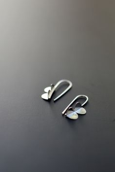 Minimal Rings, Contemporary Silver Earrings, Modern Silver Earrings, Bike Jewelry, Sapphire Earrings Studs, Geode Earrings, Mini Earrings, Sapphire Studs, Wing Earrings