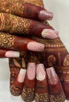 Mehndi Hands, Bridal Nails Designs, Engagement Nails, Wedding Nail Art Design, Crazy Nail Art, Crazy Nails, Nail Art Wedding, Latest Mehndi Designs, Fancy Dress Design