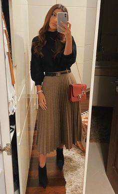 Como Vestir Casual Y Elegante Chique Outfit, Cute Modest Outfits, Chique Outfits, Outfit Chic, Rock Outfit, Stil Elegant, Elegante Casual, Stylish Work Outfits, Modest Fashion Outfits