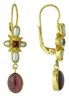 Marseille Garnet and Pearl Earrings : Museum of Jewelry Garnet And Pearl, Egyptian Motifs, Victorian Times, Medieval Jewelry, Baroque Pearl Earrings, Knot Earrings, Earrings Pearl, Rhodolite Garnet, Moonstone Necklace