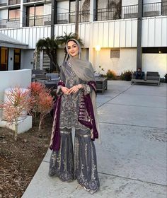 Eid Outfits Pakistani, Desi Wedding Dresses, Pakistani Wedding Outfits, Muslim Fashion Hijab Outfits, Pakistani Fashion Party Wear, Beautiful Pakistani Dresses