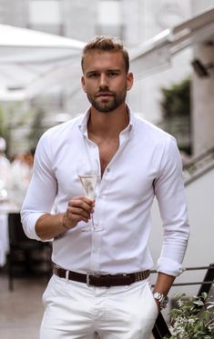 Fashion and Lifestyle Formal Attire For Men, Formal Dresses For Men, Pants Outfit Men, Mens Summer Outfits, Mens Formal Wear, Mens Fashion Inspiration, Men Formal, Mens Fashion Casual Outfits