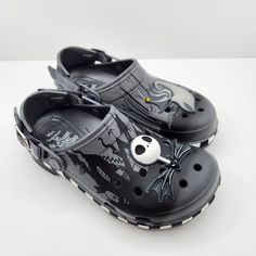 Step Into The Magic Of Disney Parks With These Nightmare Before Christmas Jack Zero Adult Clogs Crocs In Size M7/W9. These Slip-Resistant And Non-Marking Shoes Feature A Round Toe Shape With A Strap Accent And A Glow-In-The-Dark Design That Will Make You Stand Out In The Crowd. The Synthetic Upper Material Is Breathable And Perfect For Any Season, Whether It's Winter, Summer, Fall, Or Spring. These Limited Edition Clogs Are Perfect For Any Casual Occasion, Whether You're Going To A Halloween Or Halloween Crocs, Dark Design, Nightmare Before Christmas Jack, Women's Crocs, Crocs Shoes, Green And Red, Mule Clogs, Nightmare Before, Mules Shoes