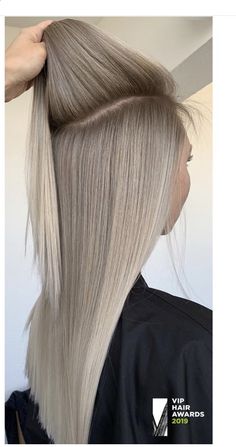 Platinový Blond, Blackberry Hair Colour, Underlights Hair, White Hair Color, Brunette Balayage, Balayage Blonde, Hair Done