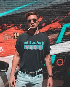 80s Fashion Men, Hairstyles Casual, Surf Fashion, 90s Fashion Men, Look Retro, Foto Poses, Casual Hairstyles, Creation Couture, Spring Fashion Trends