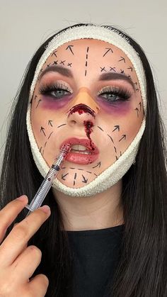 Plastic Surgery Halloween, Halloween Nurse Makeup, Extreme Plastic Surgery, Botched Plastic Surgery, Blood Makeup, Holloween Makeup, Halloween Makeup Pretty, Cool Halloween Makeup