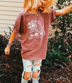 VSCO - vscooutfits Grunge Style Outfits, Surfergirl Style, Cheap Clothing Stores, Look 80s, Cheap Online Clothing Stores, Cheap Trendy Clothes, Cheap Fashion Dresses, Granola Girl, Hippie Outfits