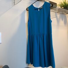 New Joie Silk Blue Dress. Sleeveless. Airy. Lightweight. Keyhole Back With Hook And Eye Closure. Lined. Perfect For Weddings Or The Office Or Even Everyday! Chic Blue Sleeveless Pleated Dress, Chic Blue Sleeveless Maxi Dress, Blue Flowy Sleeveless Dresses, Blue Flowy Sleeveless Mini Dress, Blue Flowy Midi Sleeveless Dress, Blue Flowy Sleeveless Midi Dress, Silk Blue Dress, Bridal Maxi Dress, Blue Silk Dress