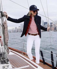 Blair Eadie, October Fashion, Nautical Outfits, Style Casual Chic, Atlantic Pacific, Boating Outfit, Sailing Outfit, Mode Casual, Nautical Fashion