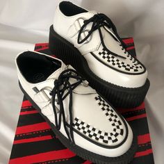 Size Us 3 Eu 36 Male Thought Sizes Were For Women, So They’re Too Big. Worn Twice, Like Brand New. Comes In Original Box. Like New Condition, Only Worn Twice Tuk Shoes, Creepers, White Leather, Original Box, Like New, Black White, Women Shoes, Brand New, Black And White