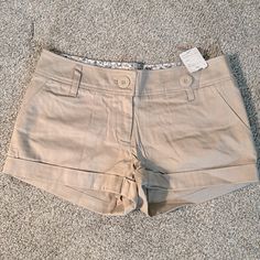 Please See Pictures And Ask Any Clarifying Questions. Smoke Free, Pet Free Household. Forever 21 Cotton Jean Shorts, Forever 21 Beige Summer Bottoms, Forever 21 Short Bottoms With Pockets, Forever 21 Shorts With Pockets, Forever 21 Summer Shorts, Forever 21 High-waisted Cotton Shorts, Forever 21 Cotton Shorts For Spring, Forever 21 Fitted High-waisted Shorts, Forever 21 High-waisted Shorts