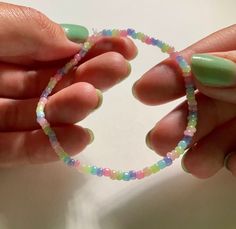 Pastel Seed Bead Bracelet. Made with pearlescent beads. Color scheme: light pink, yellow, light green, light blue, light purple, white, pearl. Multicolor Beaded Pearl Bracelet, Pastel Beaded Bracelets As Gift, Pastel Beaded Bracelets With Colorful Round Beads, Diy Choker, Bead Choker, Seed Bead Bracelet, Color Beads, Color Pastel, Yellow Light