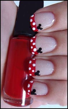 Mickey Nail, Minnie Mouse Nail Art, Mouse Nail Art, Pinstripe Nails, Disney Nail Art, Disneyland Nails, Disney Nail Designs, Mickey Mouse Nails, Minnie Mouse Nails