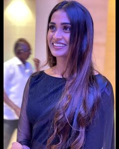 Poornima ravi Poornima Ravi, Radio City, Youtube Instagram, Film Actress, Youtube Stars, Face Images, Silver Screen, Beautiful Saree