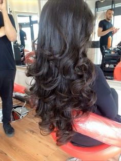 Straight Hair With Curled Ends, Lots Of Layers Long Hair, Curled Long Hair, Perfect Curly Hair, Hair Done