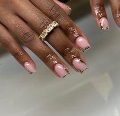 Gold Acrylic Nails Short, Gold Nails French, Acrylic Nails Short, Gold Acrylic Nails, Gold Nail Designs, Work Nails, Short Square Acrylic Nails