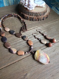 Handmade Jasper Spiritual Jewelry, Bohemian Brown Electroformed Necklaces, Handmade Bohemian Jasper Jewelry, Bohemian Jasper Pendant Jewelry, Bohemian Jasper Dangle Jewelry, Rustic Agate Jewelry With Natural Stones, Rustic Jewelry With Natural Stones For Jewelry Making, Earthy Bronze Dangle Jewelry, Rustic Natural Stones For Jewelry Making