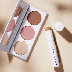 Face powder makeup palette for a sun-kissed glow. Stick Bronzer, Oil Benefits For Skin, Jojoba Oil Benefits, Powder Face, Highlighter And Bronzer, Face Palette, Finishing Powder, Power To The People, Oil Benefits