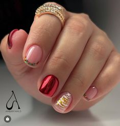 Short Christmas Nails, Short Nail Inspo, Christmas Nails Ideas, Christmas Nail Design, Beauty Hacks Nails, Hippie Nails, Subtle Nails, Classy Christmas, Work Nails