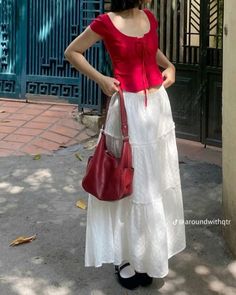 Maxi Outfits Skirt, Fits With Maxi Skirts, Spring Outfit Skirt, Styling Maxi Skirt Summer, Girly Dress Outfits, Red And White Outfit Casual, Style Inspiration Summer 2024, Skirt Inspo Outfit, Basics Outfit Ideas