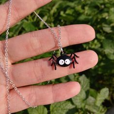 Spooky Halloween Spider Necklace Spider Necklace, Jewelry Halloween, Halloween Necklace, Halloween Spider, Hand Crafted Jewelry, Halloween Jewelry, Crafted Jewelry, Spooky Halloween, Handcrafted Jewelry