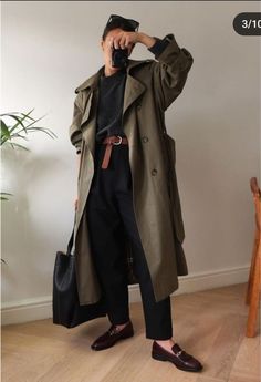 Trench Coat Outfit Fall, Trench Outfit, Trench Coat Fall, Trench Coat Outfit, Coat Street Style, Trench Coat Style, Coat Outfits