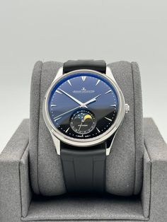 Discover this luxurious Jaeger-LeCoultre Master Ultra Thin Moon 109.032  from 2019 on Montro.

It was built to exacting standards in Switzerland. And it comes as a full set with both box and papers included.

This watch also has up to 3 years of manufacturer warranty remaining and comes with a 1 year Montro Guaranteed warranty from the seller, to make sure that you can count on your purchase being a great experience.

This Jaeger-LeCoultre Master Ultra Thin Moon 109.032 will be dispatched from S Jaeger Lecoultre, Safe Haven, Watch Model, Luxury Watches, Full Set, Switzerland, 1 Year, Singapore, Thing 1