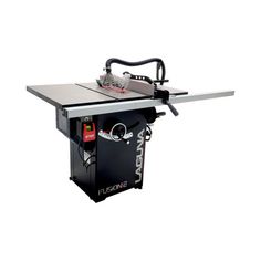 a table saw is sitting on top of a machine