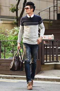 I love everything about this look.  men's #sunglasses   http://www.glassesonline.sg/sunglasses/men-sunglasses Guy Clothes, Simple Fashion Outfits, Guy Style, Guy Stuff, Mens Fashion Jeans, Fashion Magazines, Fashion Man, Los Angeles Style, Mens Casual Dress