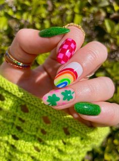 Green Cute Nails, Pride Nails Acrylic Coffin, St Patricks Day Nails Design, Rainbow Nail Ideas, St Patty Nails, St Pattys Day Nails, Patty Nails, Pastel Purple Nails, St Patricks Nail Designs