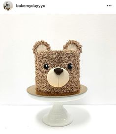 there is a cake that has been made to look like a bear's head